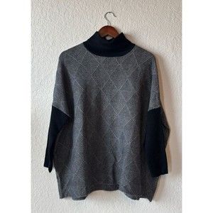 Joseph A. Qu'est-Ce Que C'est Silk Black & White Sweater - Womens Medium